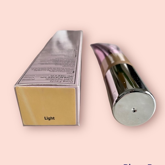 IT Cosmetics CC+ Cream with SPF 50 in Light - Picture 6 of 7